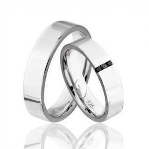 Sølv Vielsesringe og forlovelsesringe med sort diamant
